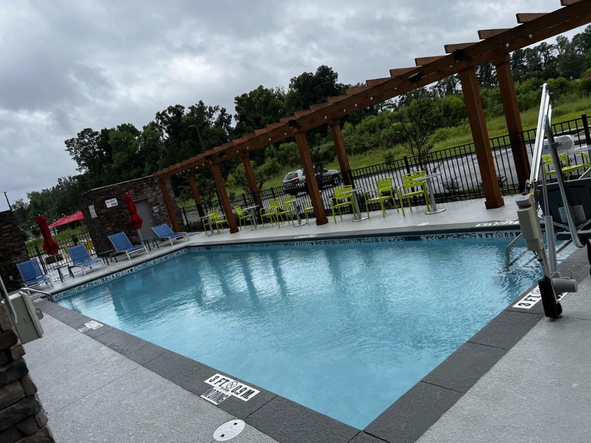 Home2 Suites By Hilton Hinesville Exterior photo